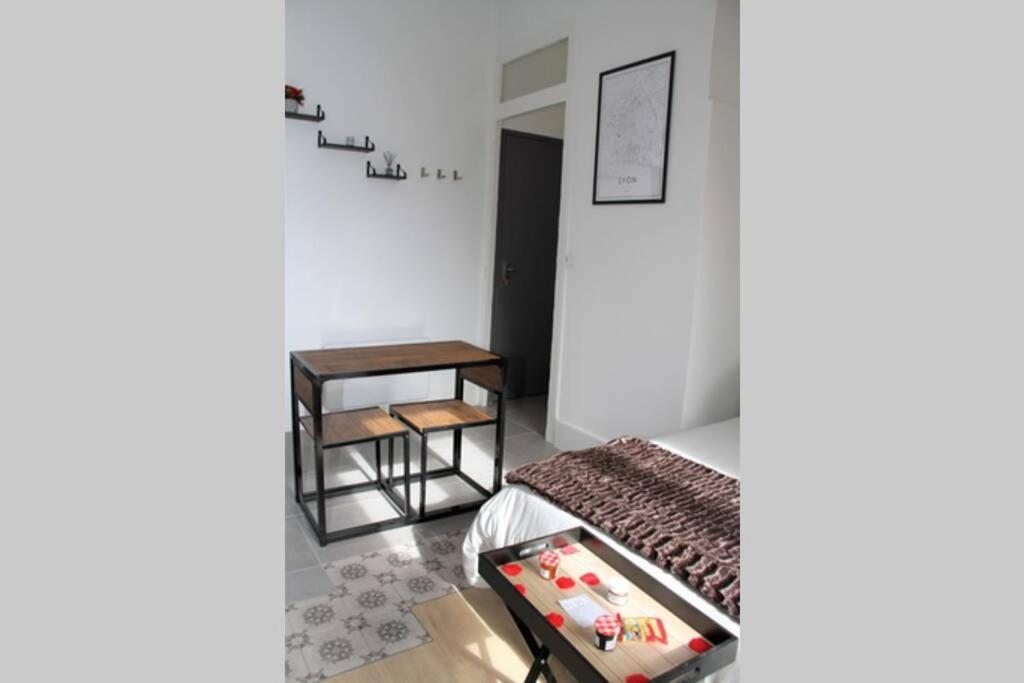 L'Escapade De Lyon, Charpennes, Jacuzzi Et Emplacement Ideal Apartment วีเลอร์บาน ภายนอก รูปภาพ