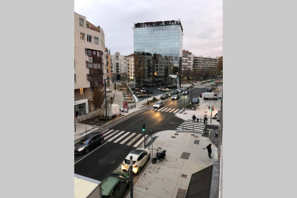 L'Escapade De Lyon, Charpennes, Jacuzzi Et Emplacement Ideal Apartment วีเลอร์บาน ภายนอก รูปภาพ